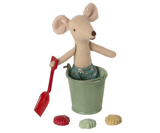 Juego de playa: pala, cubo y moldes de conchas