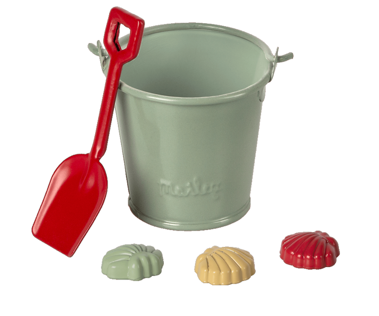 Juego de playa: pala, cubo y moldes de conchas