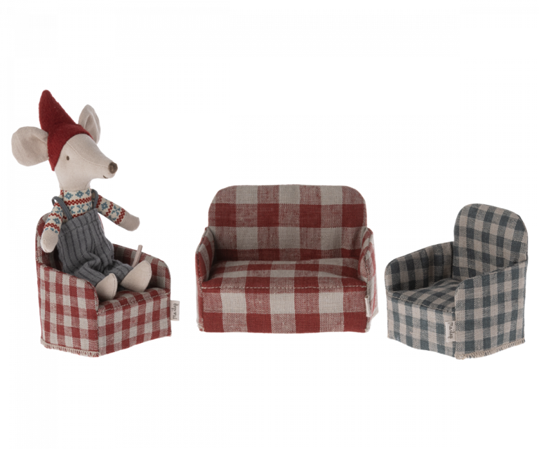 Butaca roja cuadros vichy de ratón