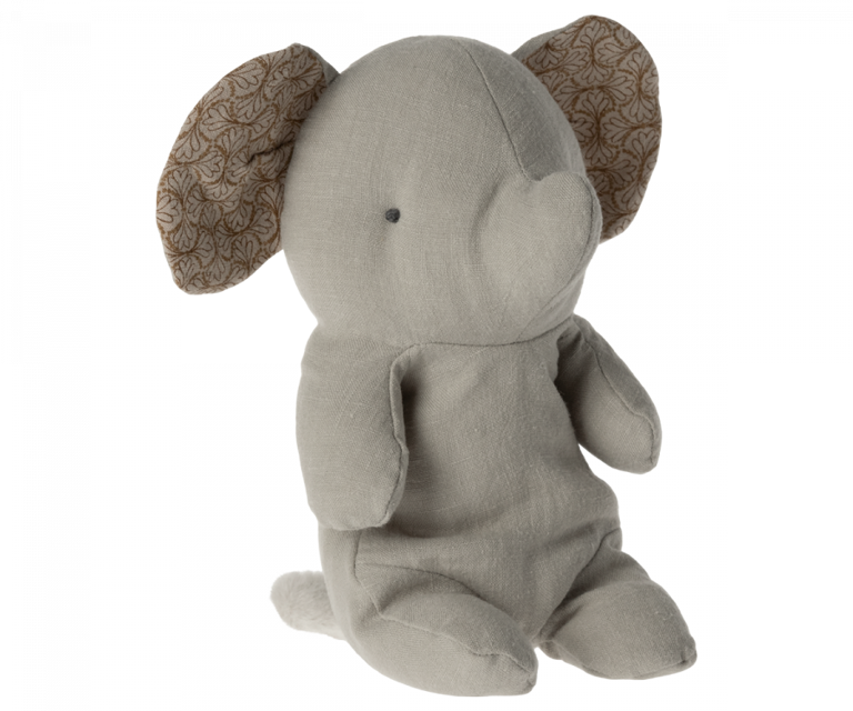 Gray elephant