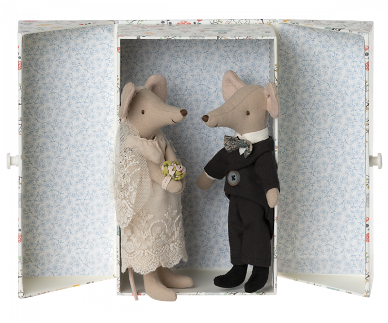 Pareja de ratones de boda en caja
