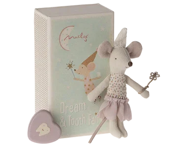 Ratones hada de los dientes con cajita