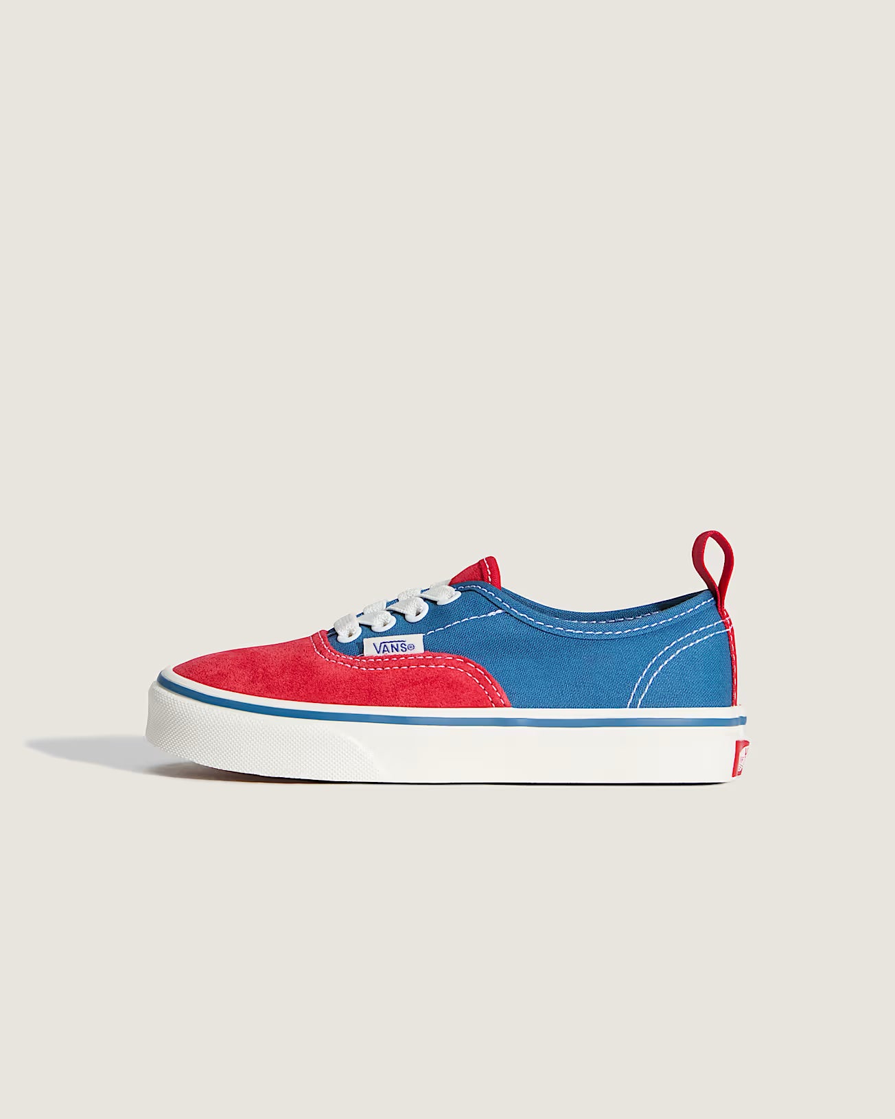 Vans Authentic con cordones elásticos.