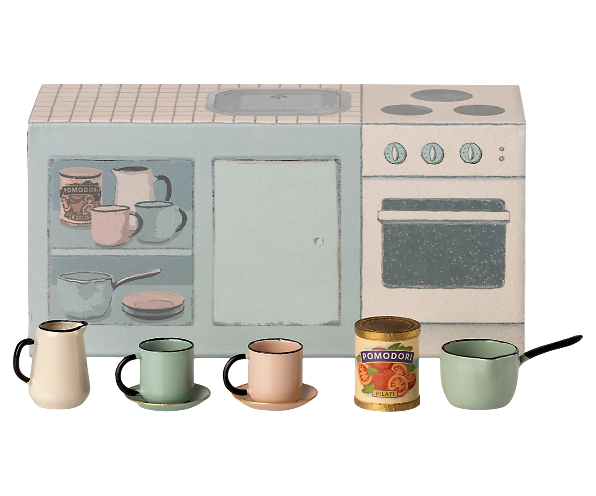 Cocina con encimera ratones